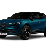 Alfa Romeo Junior Hybrid | Visione Frontale | Colore Verde Scuro Metallizzato