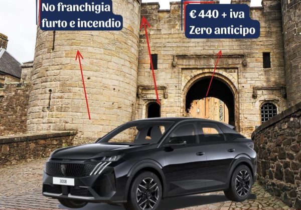 Vista laterale della Peugeot 3008 Hybrid – offerta noleggio a lungo termine privati