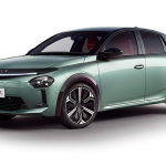 Lancia Y4 | Visione Laterale | Colore Verde Salvia Metallizzato