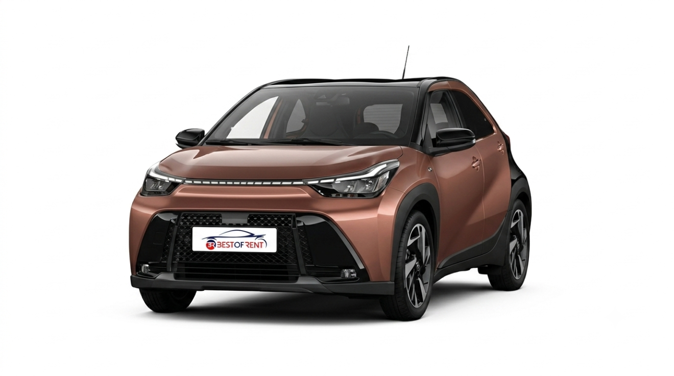 Toyota Aygo X Hybrid | Visione Frontale | Colore Bronzo Metallizzato