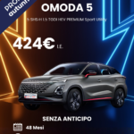 suv Omodoa 5 di colore grigio e dettagli bordeaux