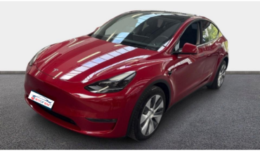Tesla MOdel Y colore rosso