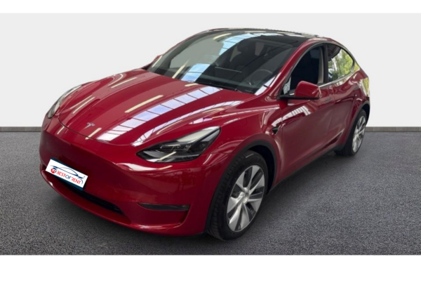 Tesla MOdel Y colore rosso