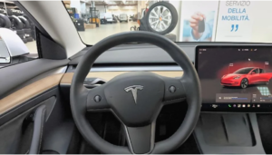 volante Tesla model 3